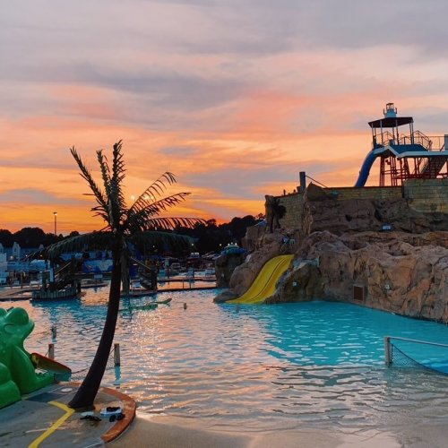 sunset pool